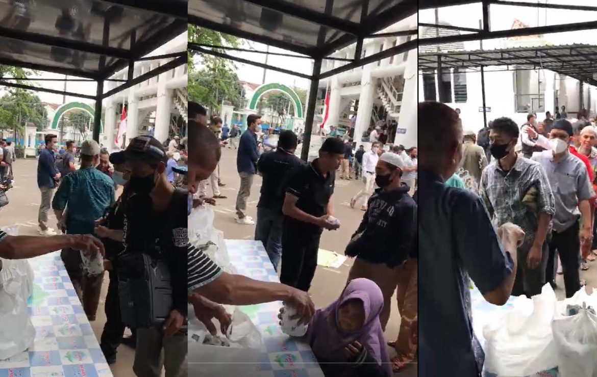 200 Nasi Padang untuk Jamaah di Hari Jumat Berkah