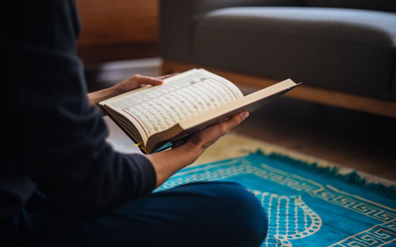 5 Amalan yang Bisa Dilakukan Pada Hari Jumat
