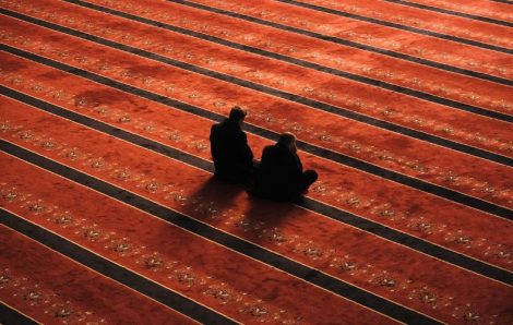 Persiapan Sebelum Sholat Jumat: Pentingnya Memenuhi Syarat dan Etika