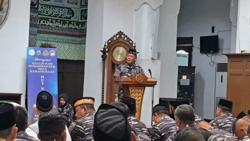 Maulid-Nabi-bersama-TNI-Angkatan-Laut-di-Masjid-Cut-Meutia-2